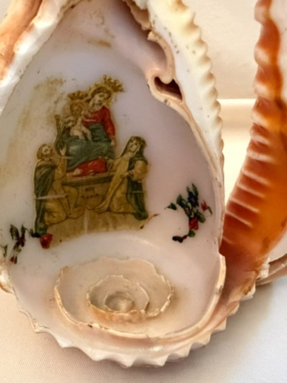 Vintage Seashell Art - Picture 5 of 7